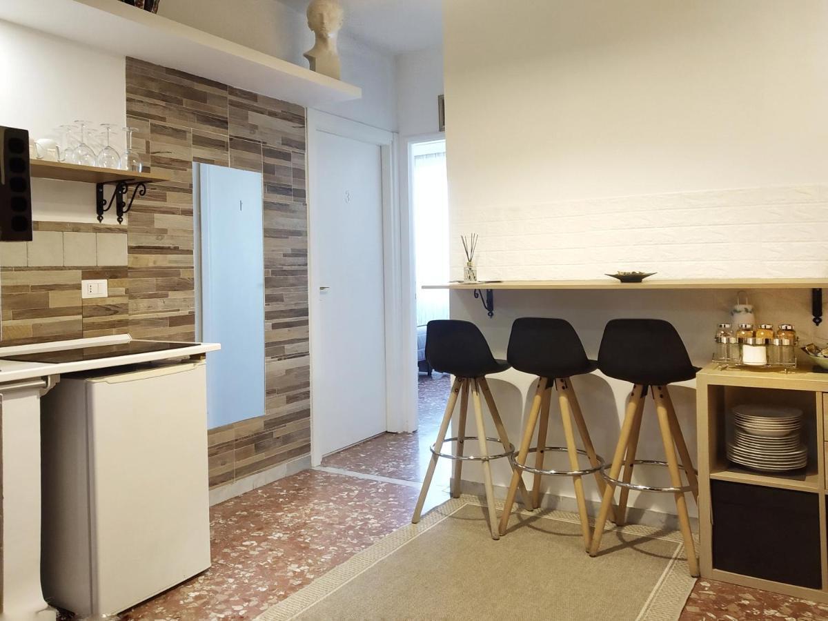 "Vacanze Romane" Stazione Tiburtina, Appartamento Tre Camere Da Letto 5 Posti Letto Екстериор снимка