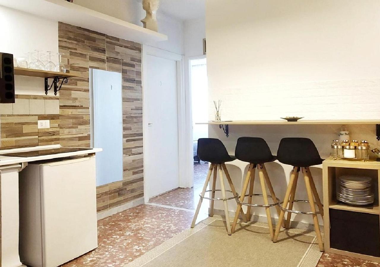 "Vacanze Romane" Stazione Tiburtina, Appartamento Tre Camere Da Letto 5 Posti Letto Екстериор снимка