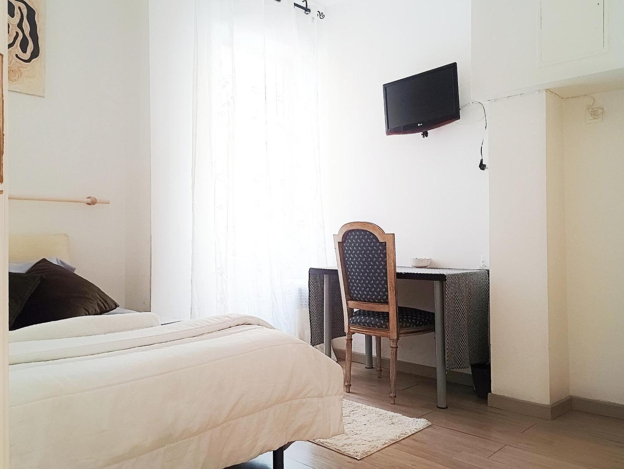 "Vacanze Romane" Stazione Tiburtina, Appartamento Tre Camere Da Letto 5 Posti Letto Екстериор снимка